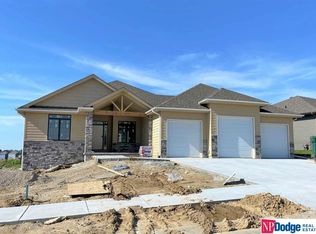 7290 N 172nd St, Bennington, NE 68007