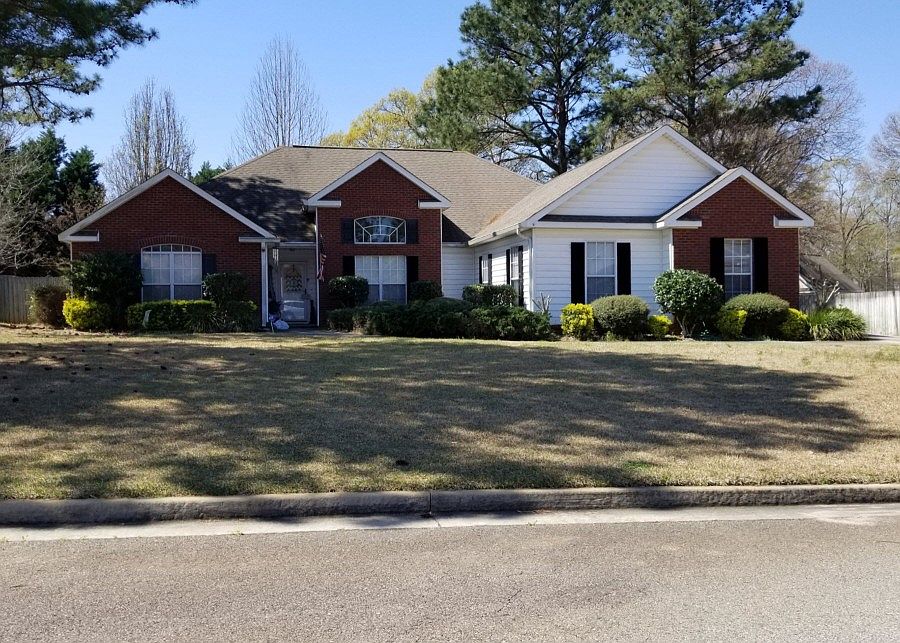 1st image of 214 Laurel Brook Dr