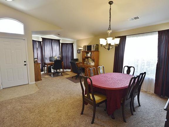 3rd image of 7223 Deer Canyon Ave NE