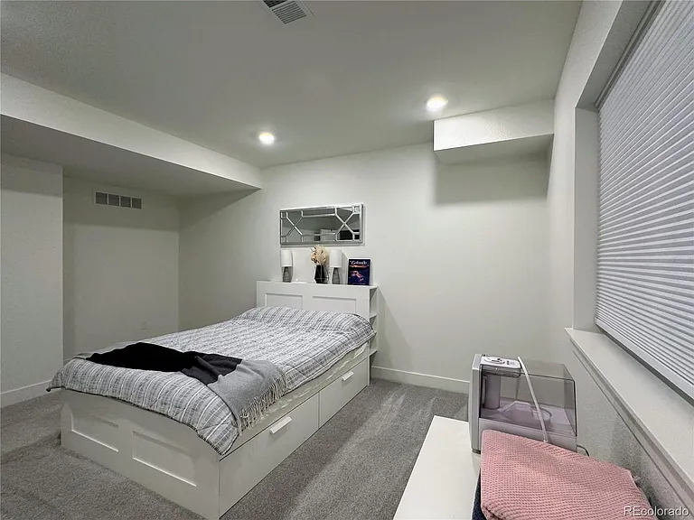 6065 E 154th Pl — Photo 36
