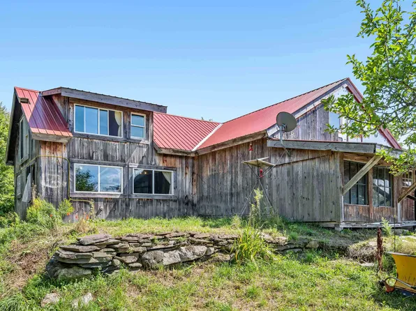 31 Thistle Hill Road, Cabot, VT 05647