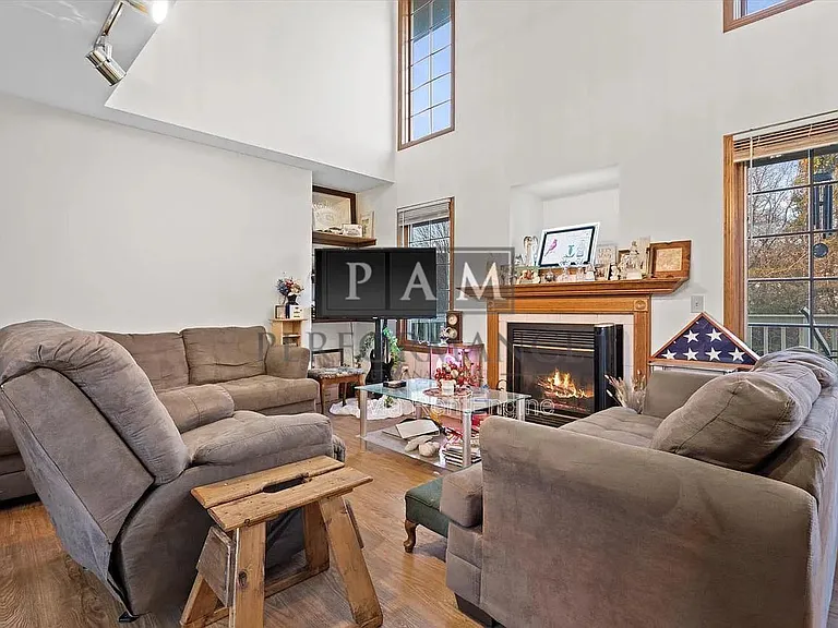 3209 S Ridgecrest Ct — Photo 4