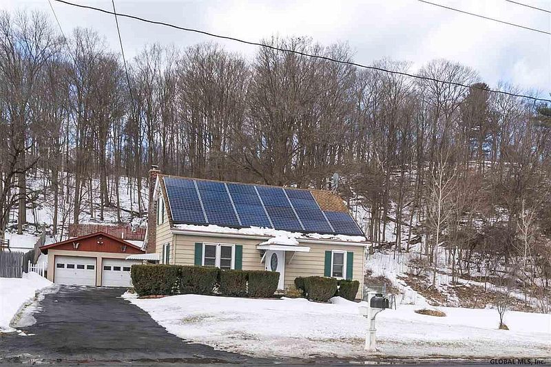 2nd image of 2421 ROUTE 9W