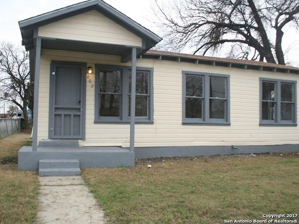 1st image of 802 Jean St