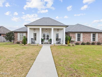 303 Sugartrace Ln, New Iberia, LA, 70563