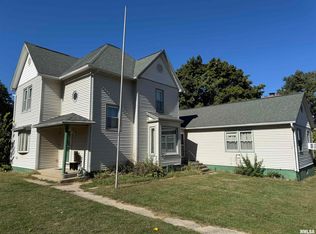510 W Walnut St, Mason City, IL 62664
