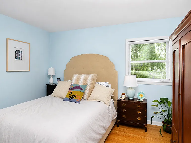 915 N Pine Ave — Photo 13