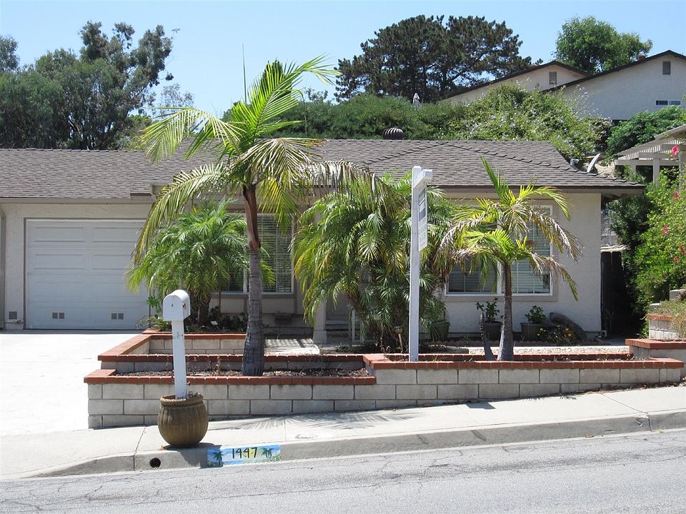 1st image of 1447 Temple Heights Dr