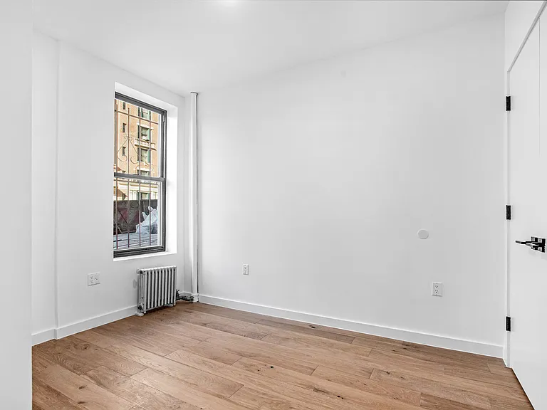 740 W End Ave #22X — Photo 3