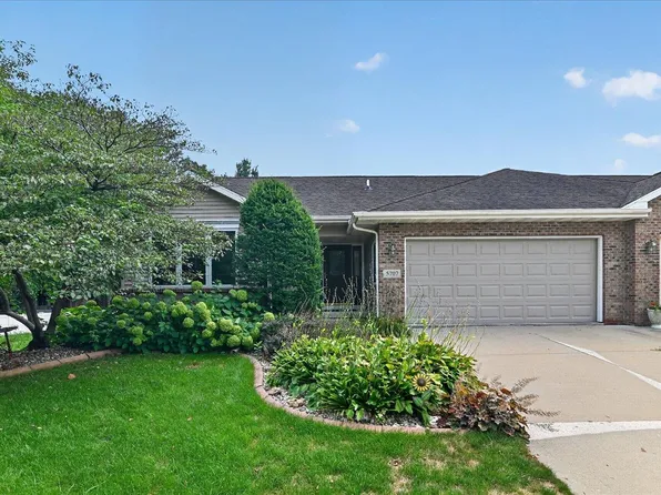 5707 Osborn Dr, Mc Farland, WI 53558