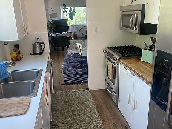 5th image of 1312 Mountain Ave