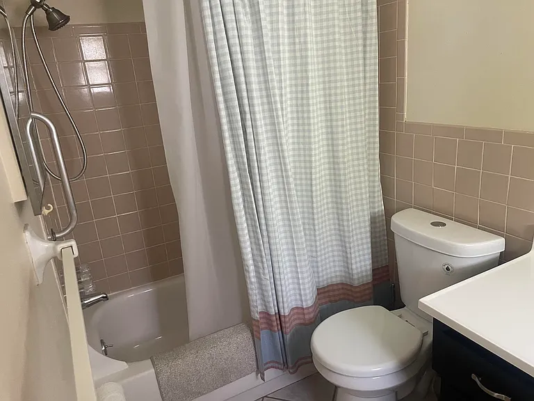 5630 Dolores Dr — Photo 24