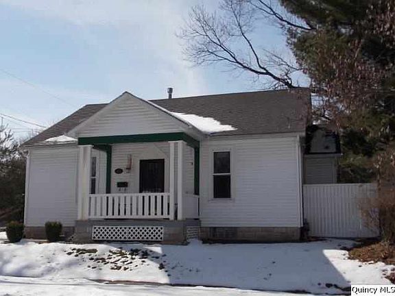Home for Sale in Quincy, IL $90,000