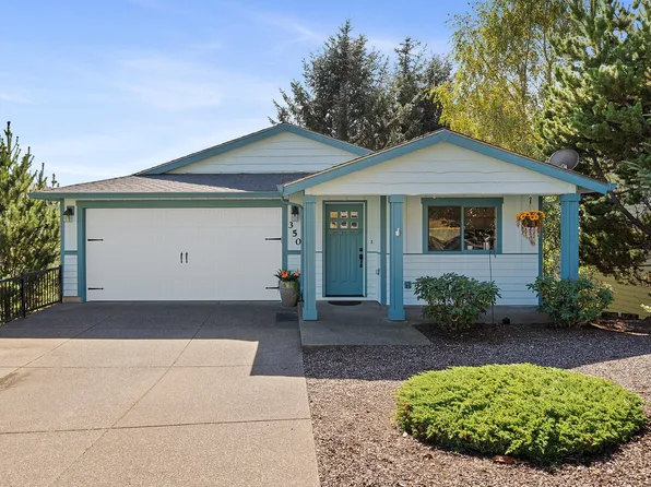 350 NE Harbor View Pl, Depoe Bay, OR 97341