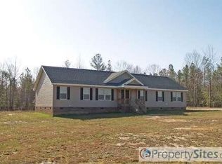 156 Fox Chase Dr, Dendron, VA 23839