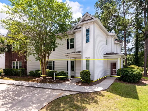 197 Golfview Ln, Summerville, SC 29485