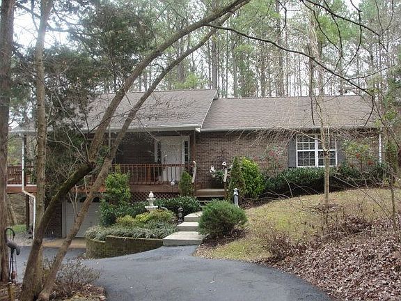 4th image of 3115 Dogwood Ln