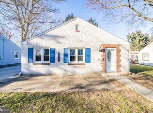 41 Norman St, Aston, PA 19014