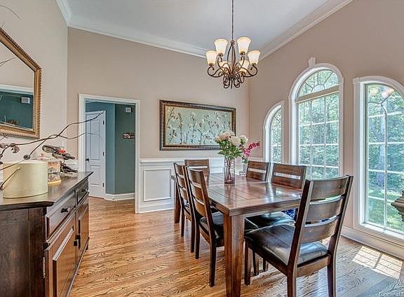 4th image of 5013 Oak Estates Ln