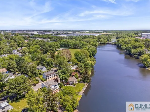 0-1-3-5 Scott Ave, Cranbury, NJ 08512