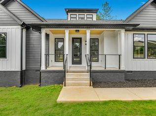 216 Riverbreeze Rd, Greenville, SC 29611