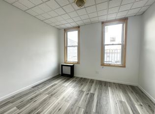 382 Troutman St #2R, Brooklyn, NY 11237