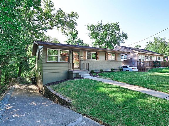 2nd image of 233 Beechridge Dr