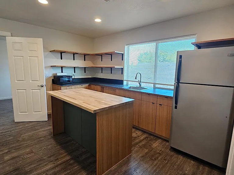 171 Mellecker Way — Photo 25