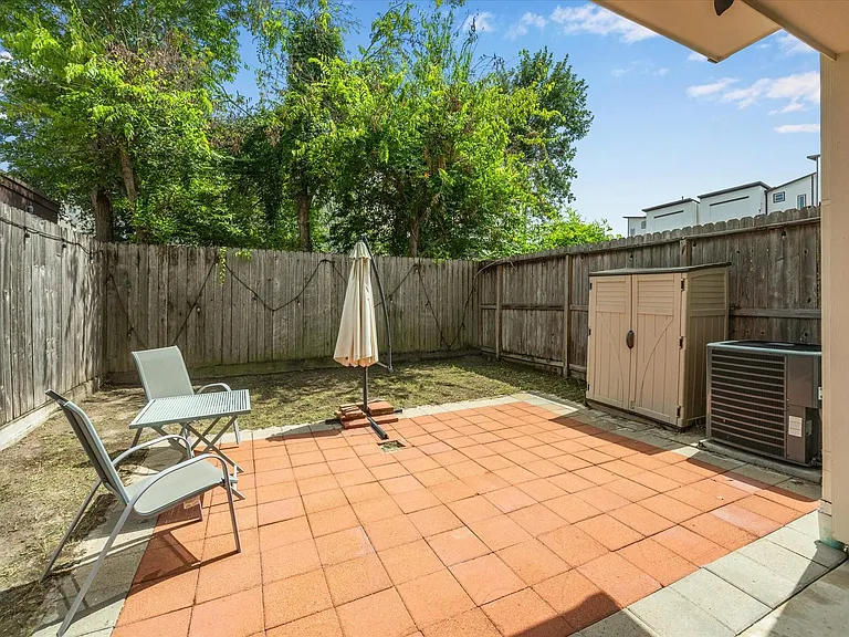 4205 Koehler St #A — Photo 19
