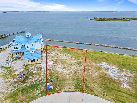 2nd image of 1006 Isle Dr
