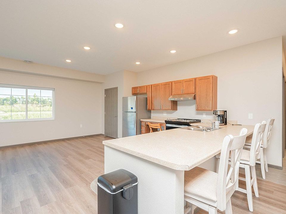 Edgebrook Apartments 2203 Ace Ave Brookings SD Zillow