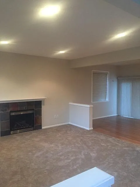 3 bed, 2.5 bath, 1536 sqft, $2,700 — Photo 2