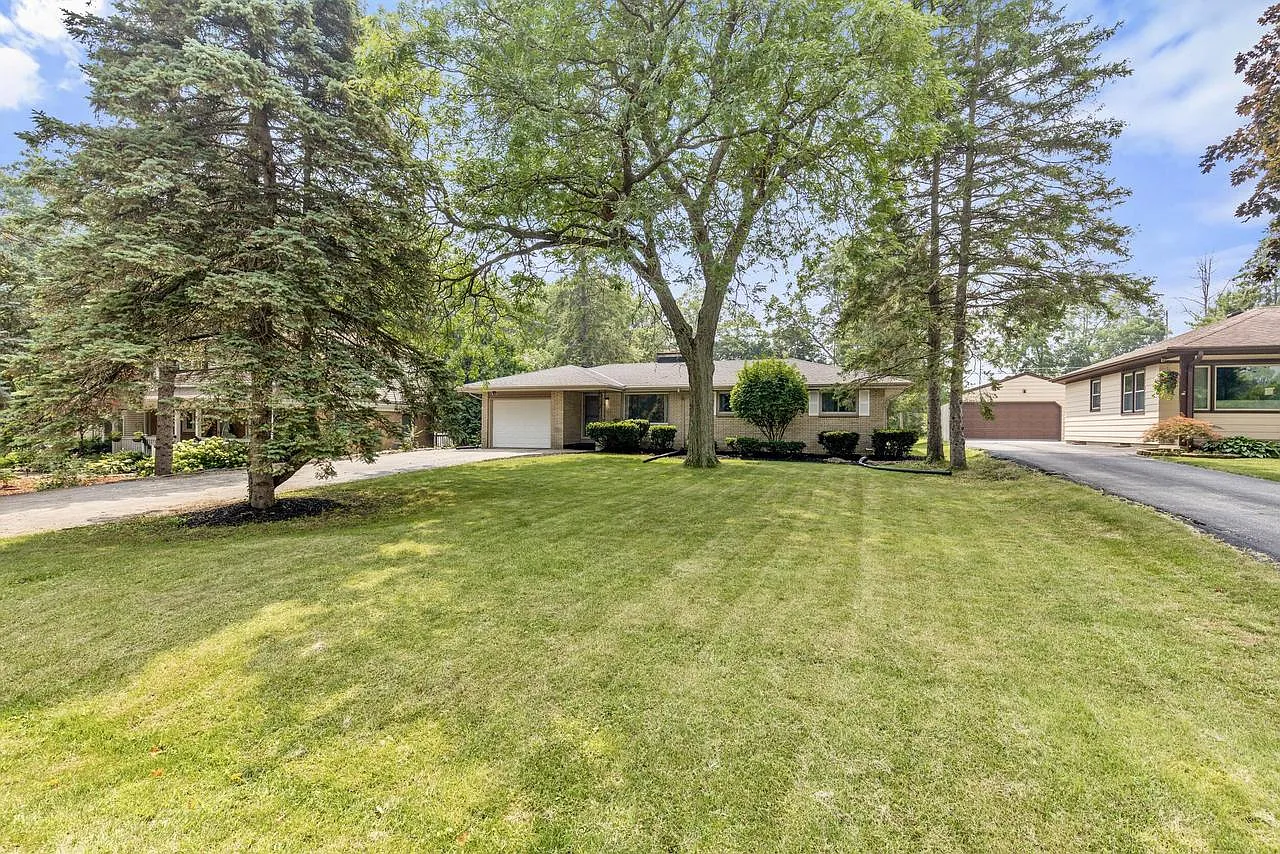 5303 Norman STREET photo 1