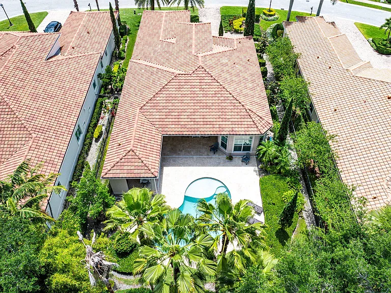 12121 Sunnydale Dr #R — Photo 37