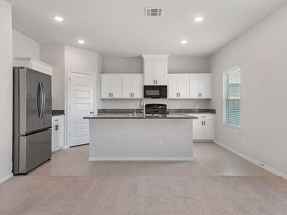 4th image of 517 Brook View Dr