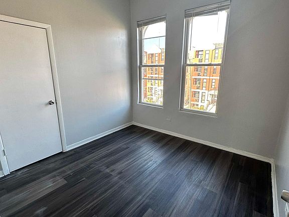 5th image of 4219 S Ellis Ave #3