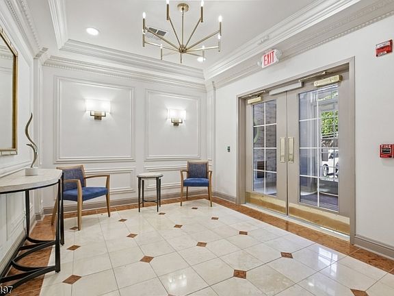 2nd image of 5211 Pointe Gate Dr