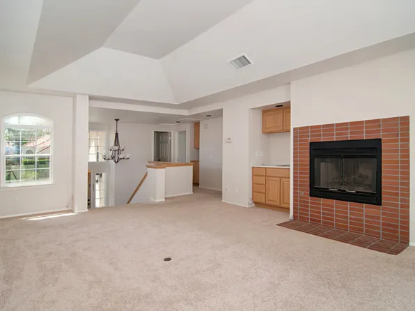 37 Port Royale Rd, Coronado, CA 92118
