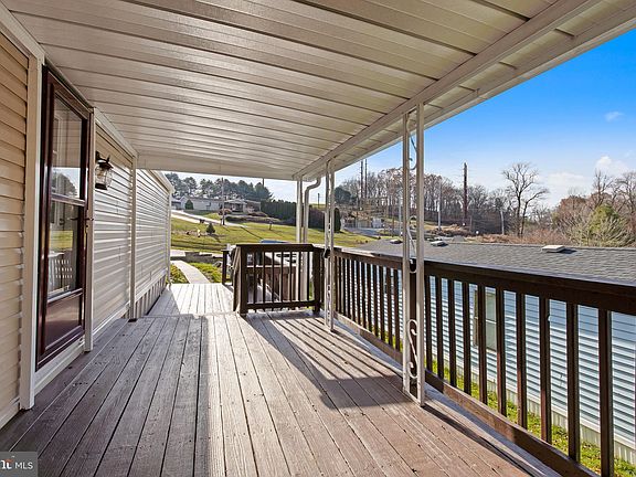 4th image of 479 Martic Heights Dr