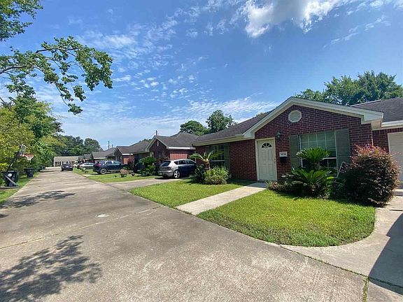 2nd image of 6834-6844 Terrell St