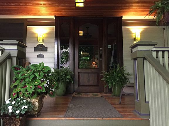 2nd image of 174 N Cuyler Ave