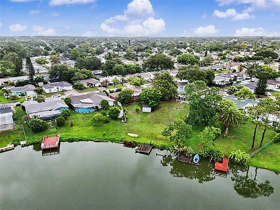 4th image of 9641 LAKESIDE LANE