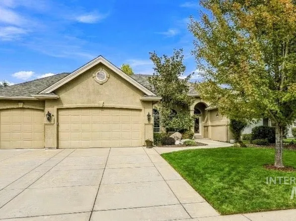 896 W Colchester Dr, Eagle, ID 83616