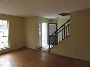 6830 Marlborough Cir S, Atlanta, GA 30349