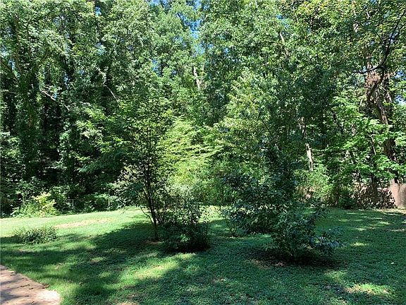 4th image of 1279 Bellemeade Cir SW