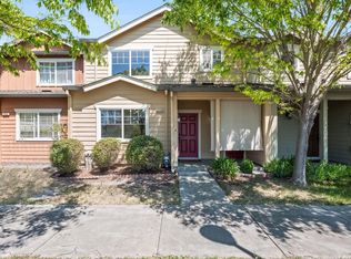 2328 Iroquois St, Santa Rosa, CA 95403