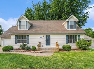 21587 Remick Dr, Clinton Township, MI 48036
