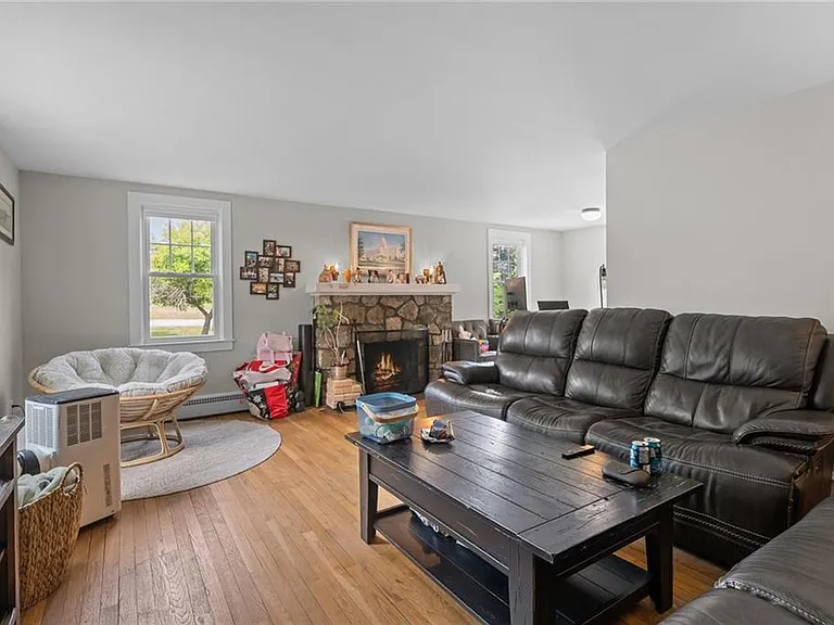 2340 S County Trl — Photo 13