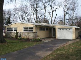 17 Jefron Dr, Ambler, PA 19002