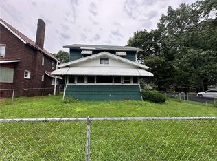 971 Lovers Ln, Akron, OH 44306